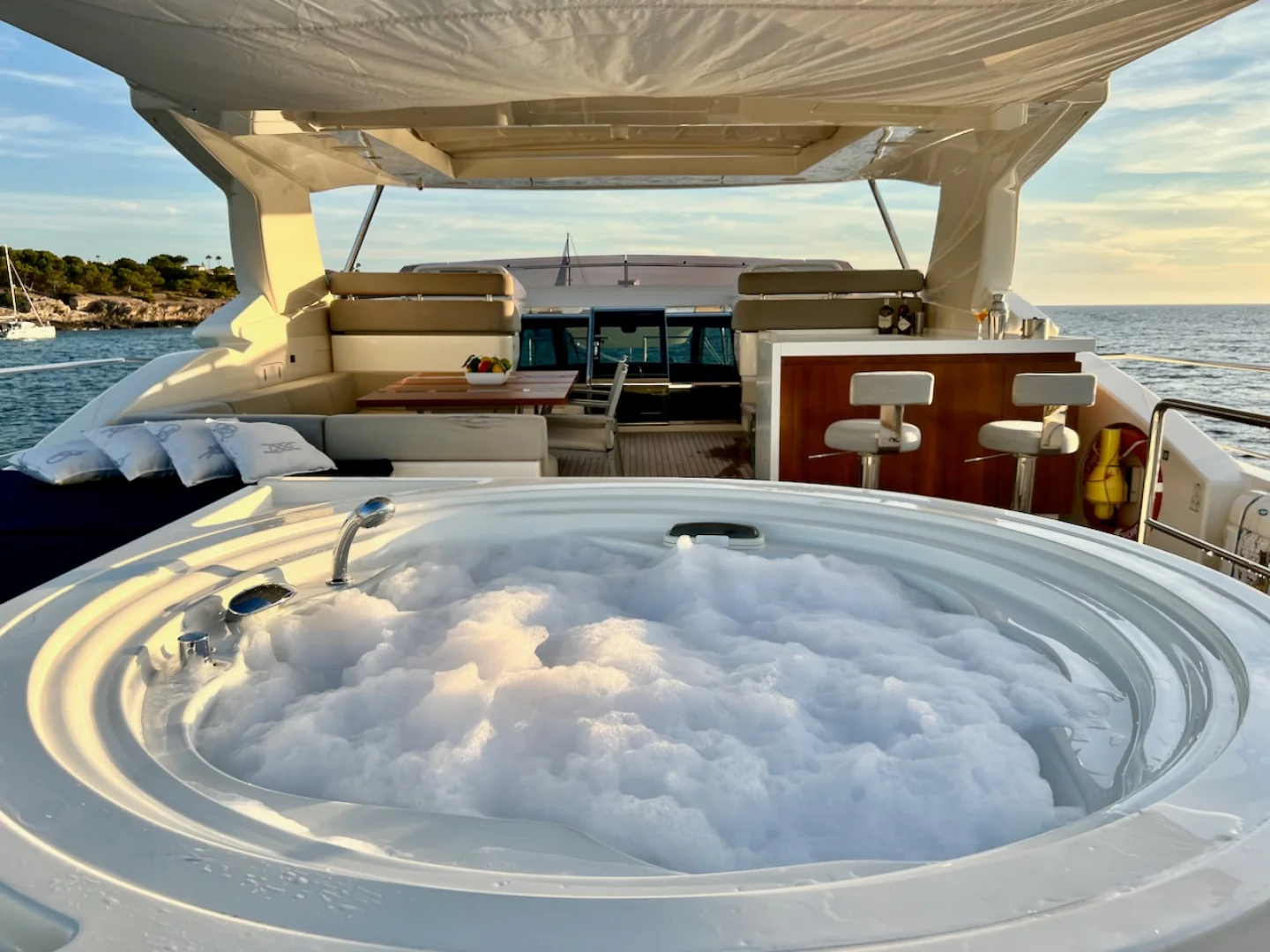 NIKO III | Ferretti Custom Line 100 - Photo 44