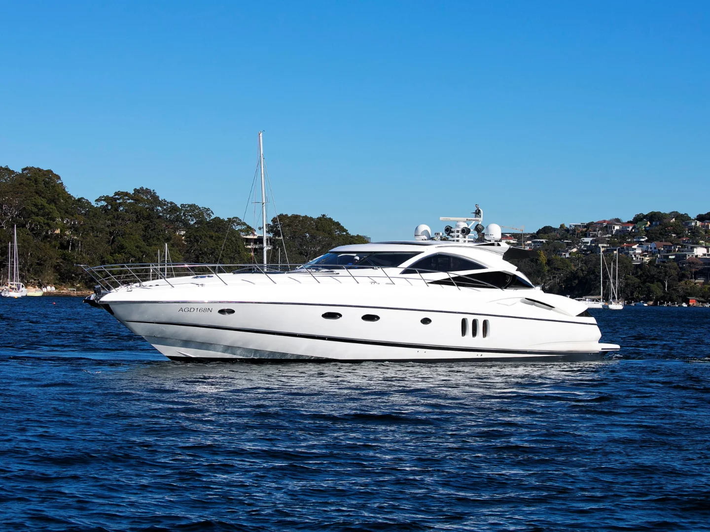 TALAN | Sunseeker Predator 68 - Photo 2