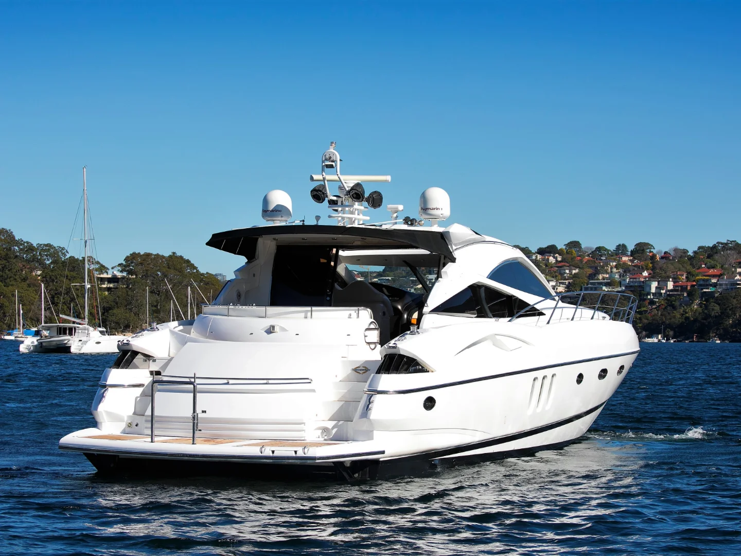 TALAN | Sunseeker Predator 68 - Photo 3