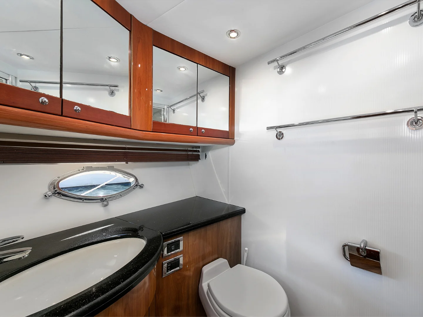 TALAN | Sunseeker Predator 68 - Photo 16