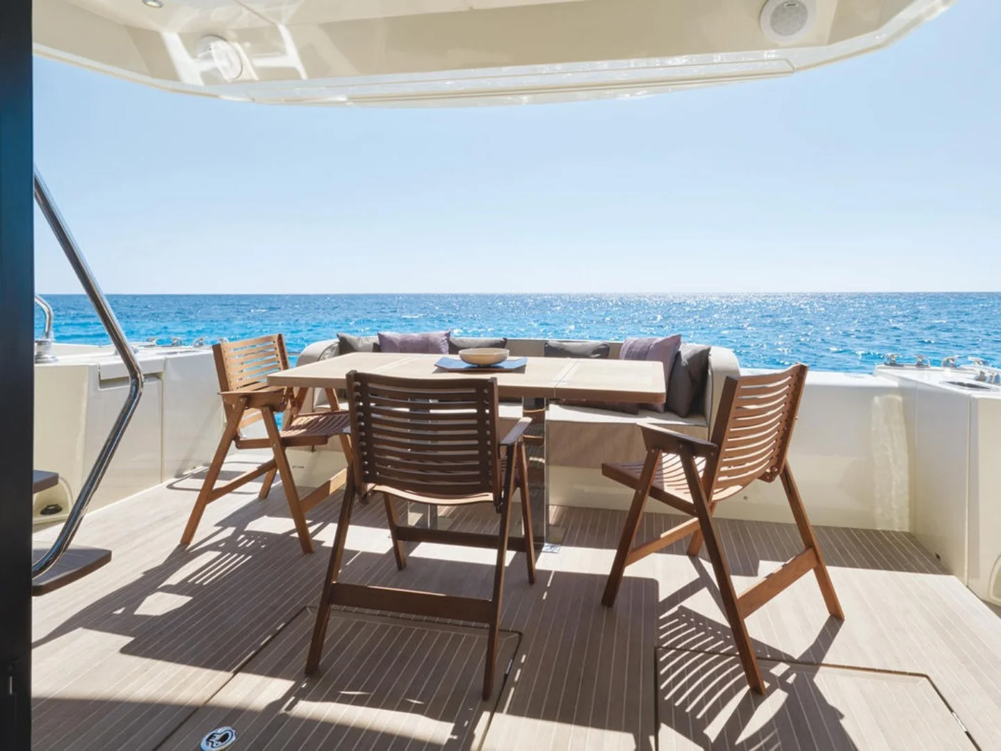 Beneteau Monte Carlo 6 - Photo 9