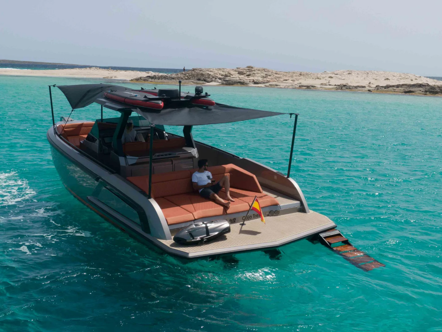 CAJA TRES | Vanquish VQ40 - Photo 10