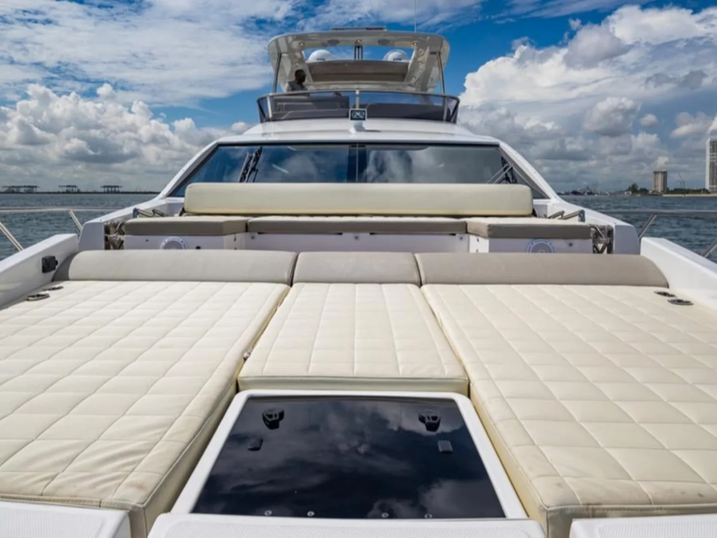 LE GRAND BLEU | Azimut 66 Fly - Photo 7