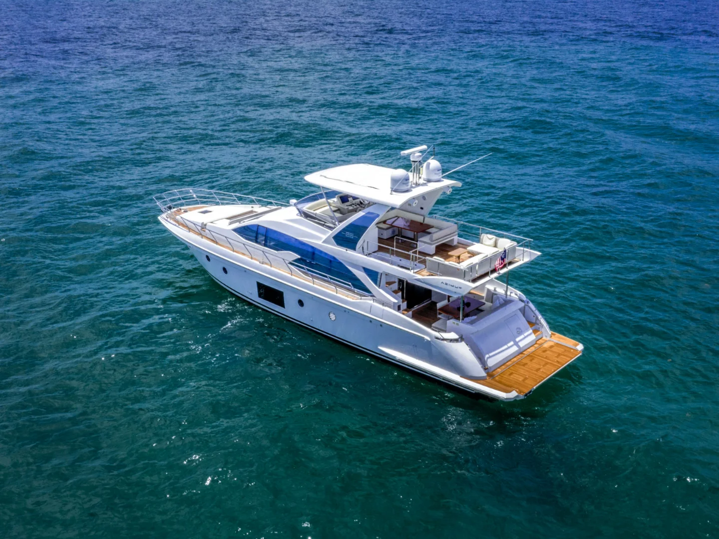 LE GRAND BLEU | Azimut 66 Fly - Photo 49