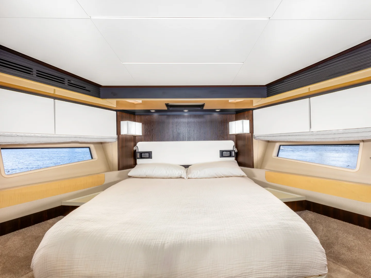 LE GRAND BLEU | Azimut 66 Fly - Photo 34