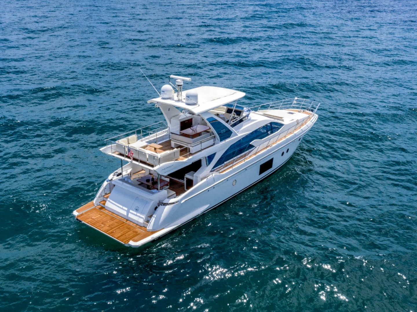 LE GRAND BLEU | Azimut 66 Fly - Photo 5