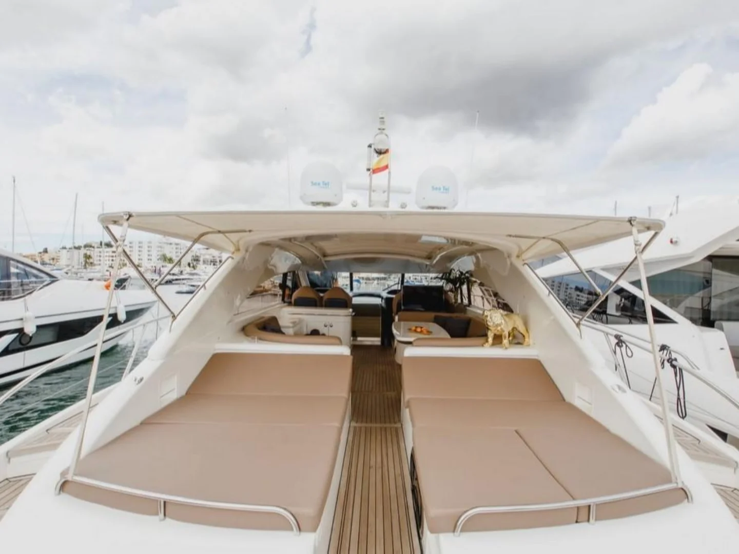 FREEDOM | Princess V65 - Photo 13