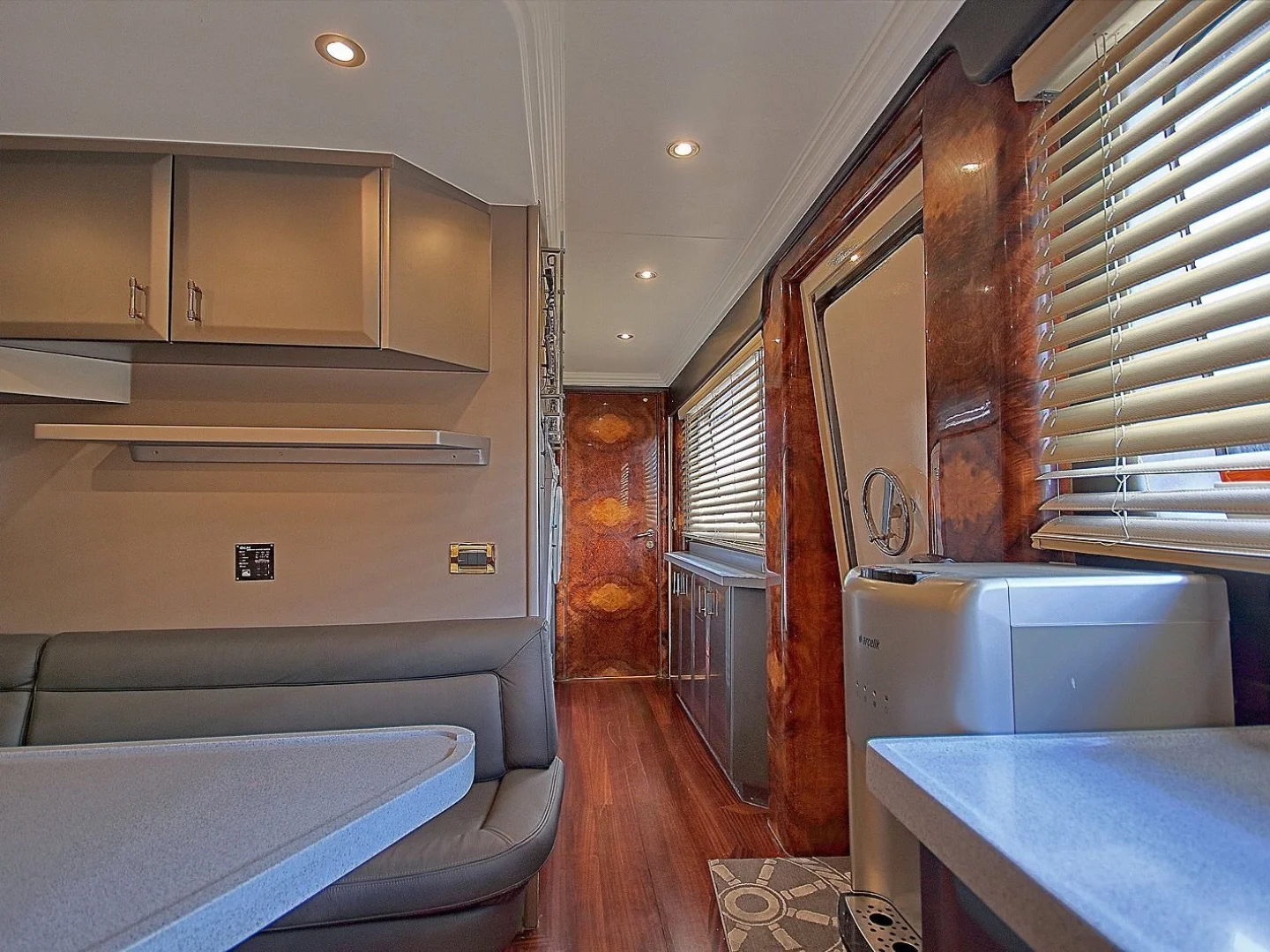 CROCUS |  Custom Made 40M - Photo 47