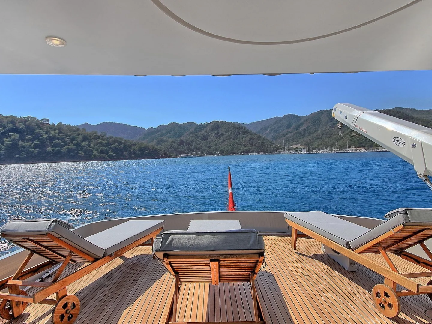 CROCUS |  Custom Made 40M - Photo 49