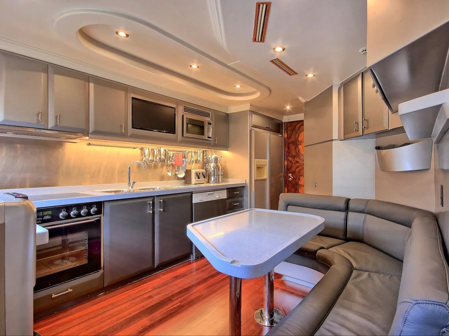CROCUS |  Custom Made 40M - Photo 45