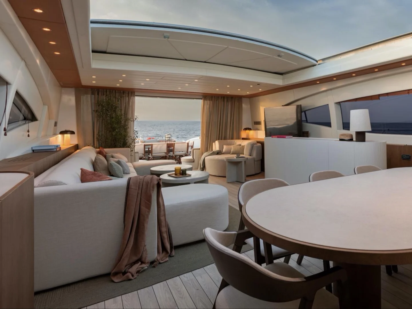 NOMAD | Mangusta 108 - Photo 58