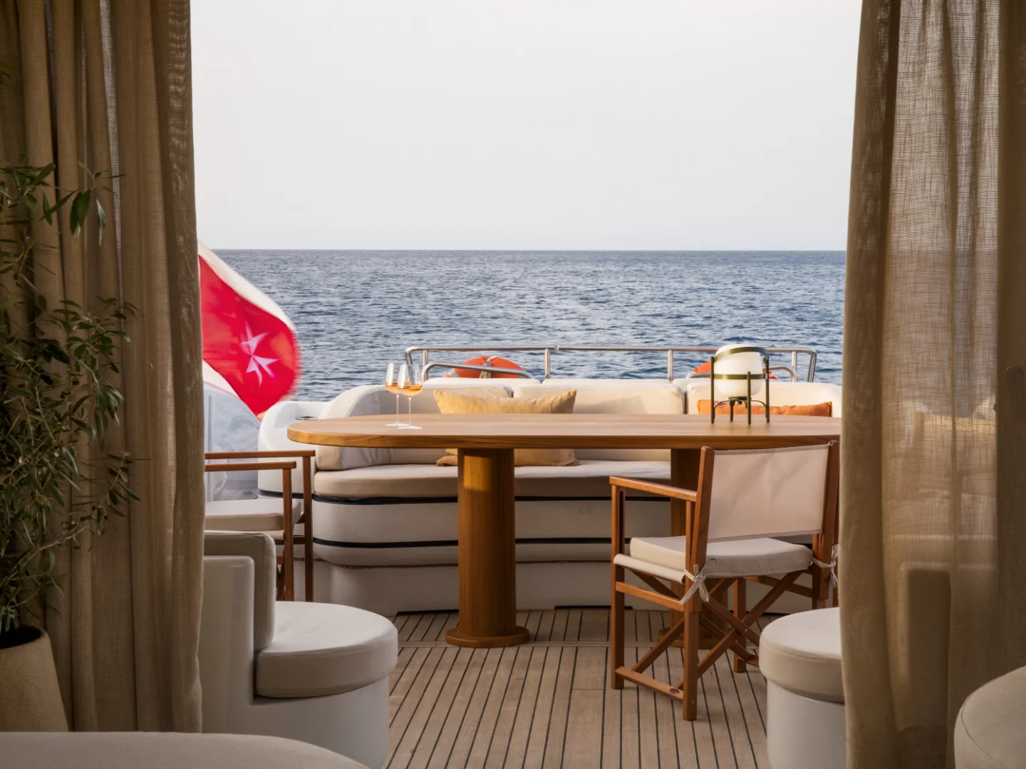 NOMAD | Mangusta 108 - Photo 29