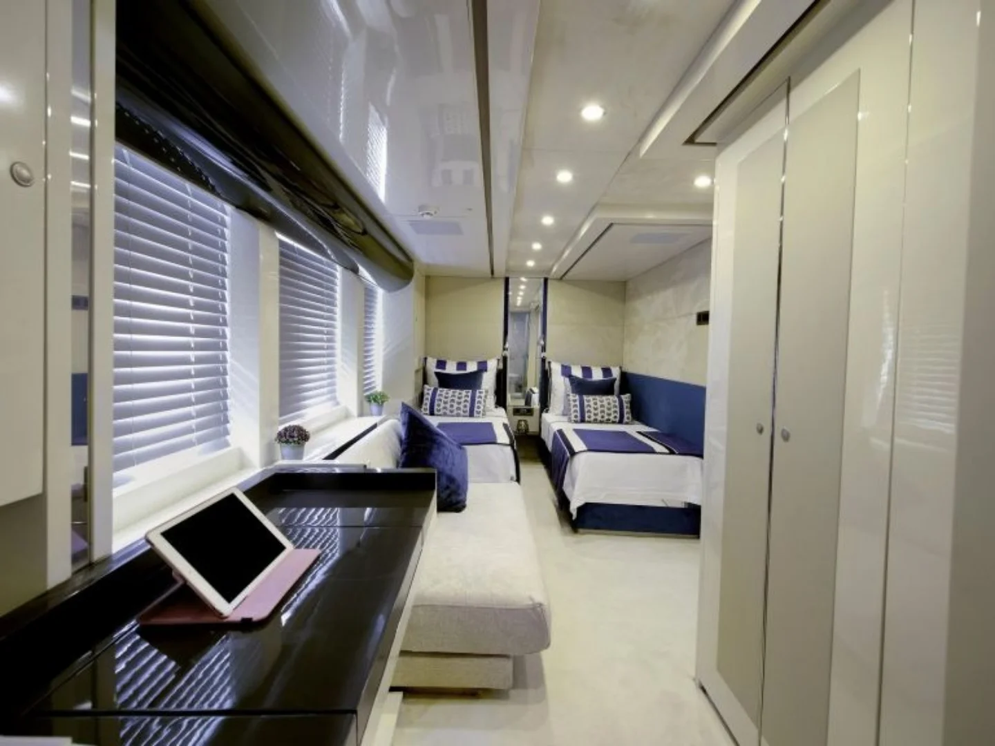 VETRO | Lurssen 164  - Photo 33