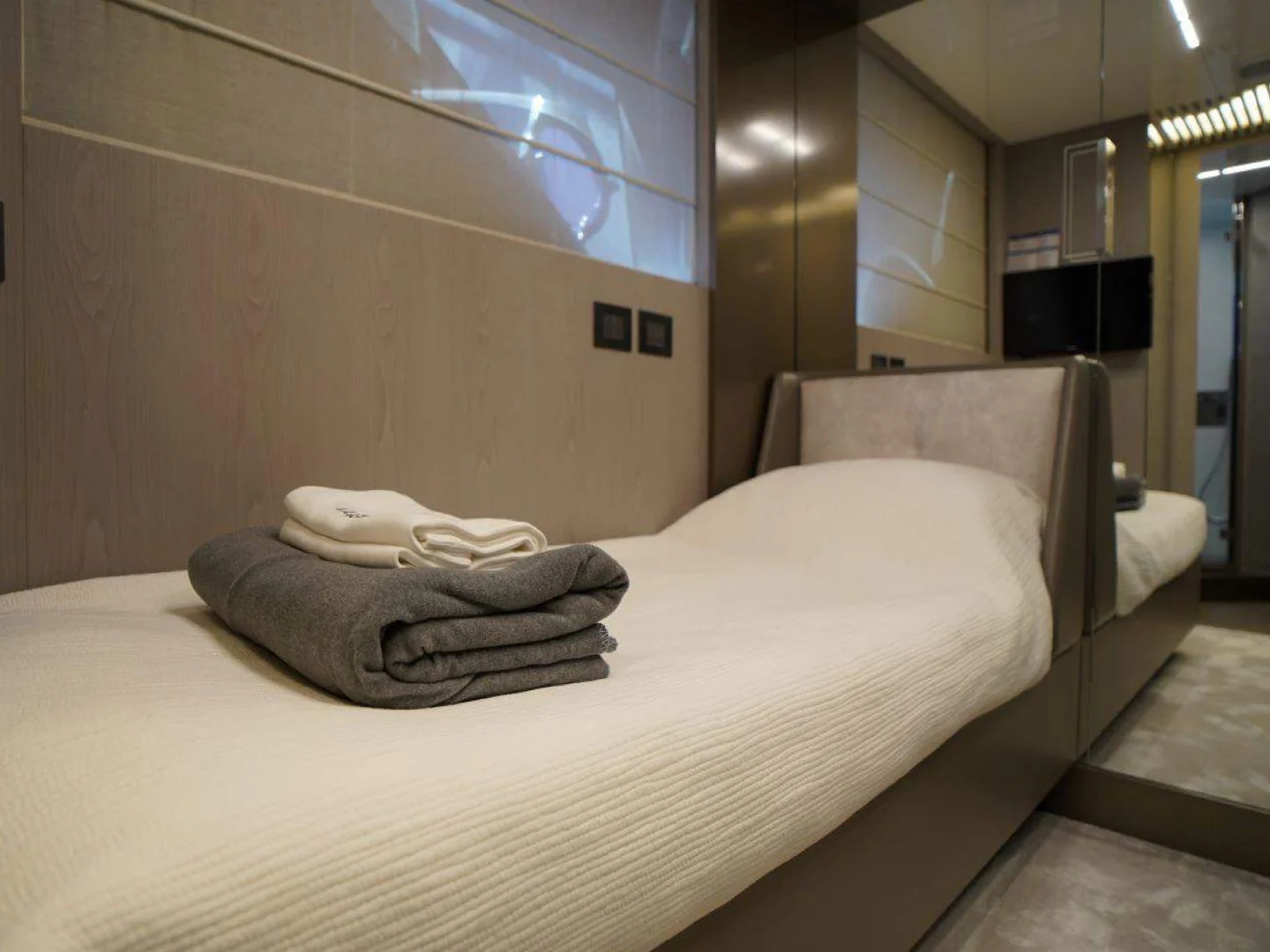 SHERO | Ferretti 850  - Photo 34