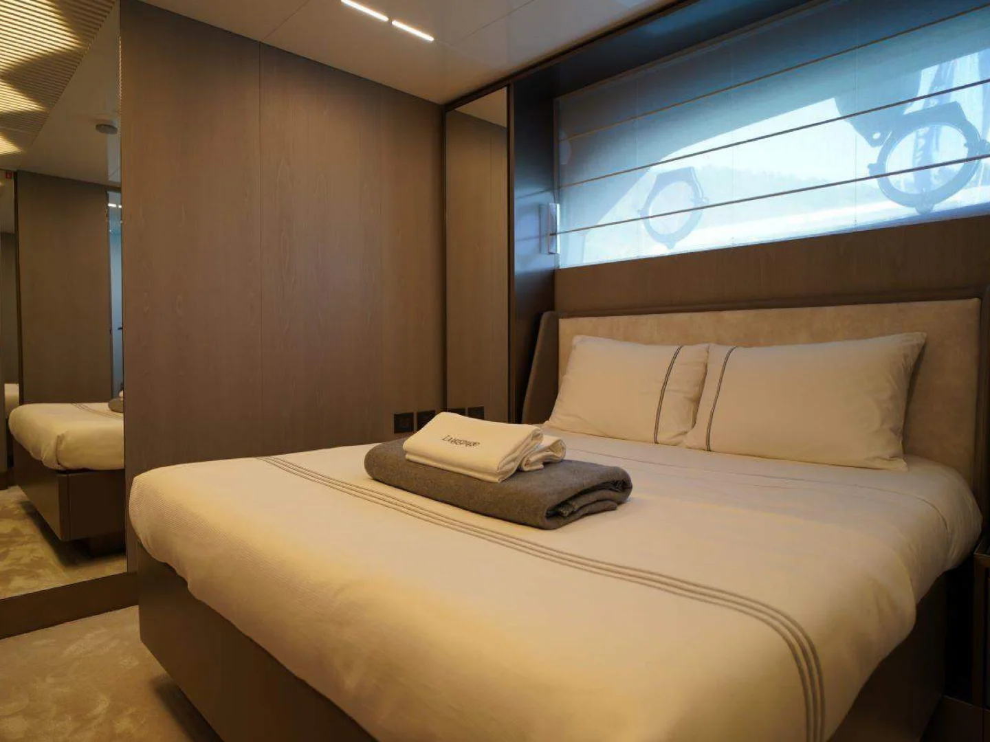 SHERO | Ferretti 850  - Photo 32