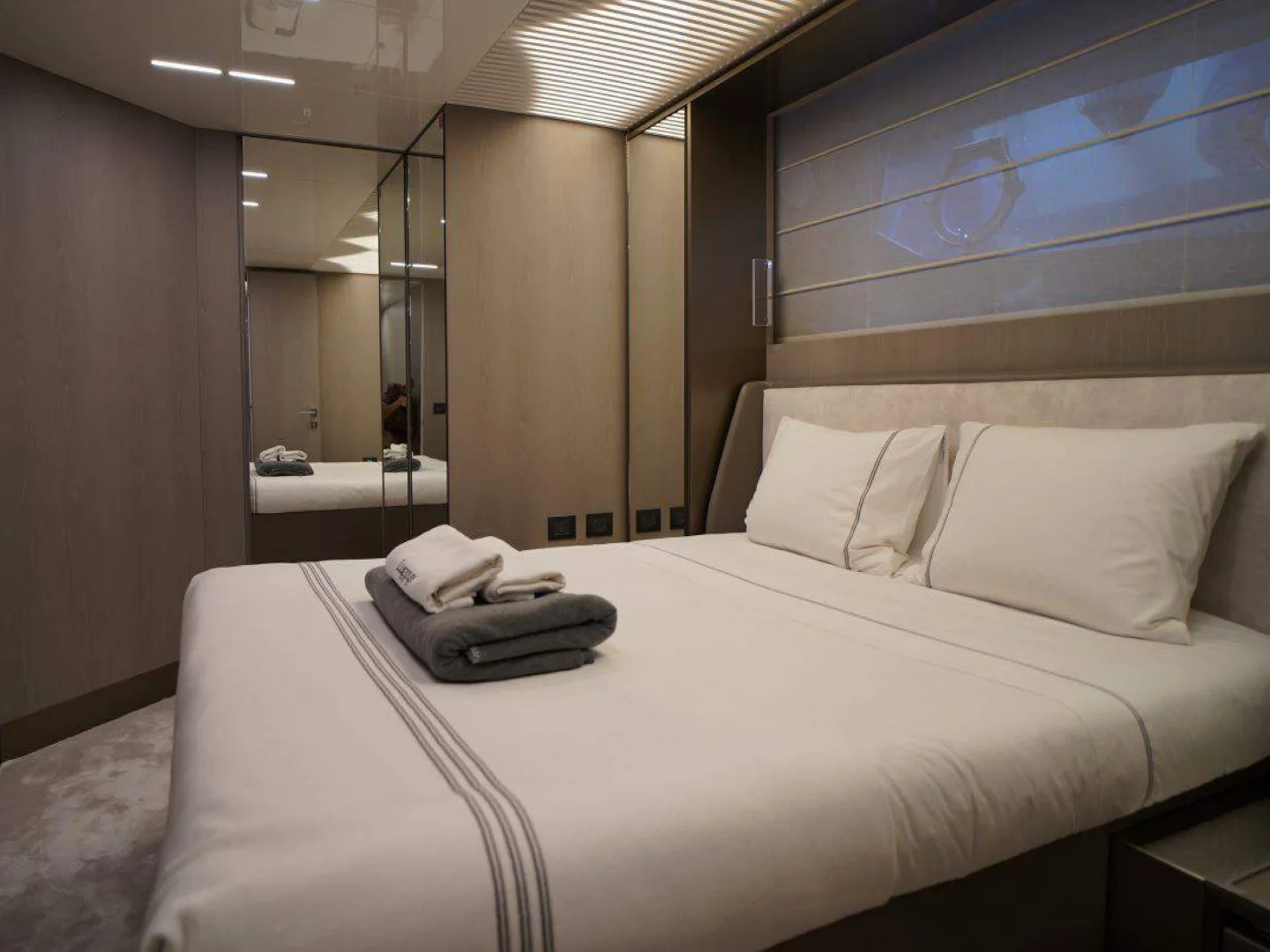 SHERO | Ferretti 850  - Photo 27