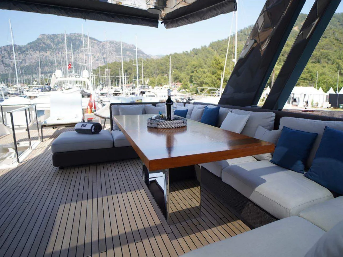 SHERO | Ferretti 850  - Photo 11