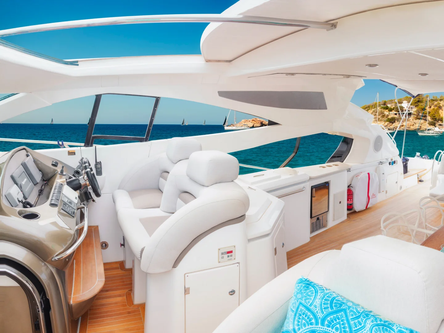 TRANQUILITY III | Sunseeker 68 - Photo 8