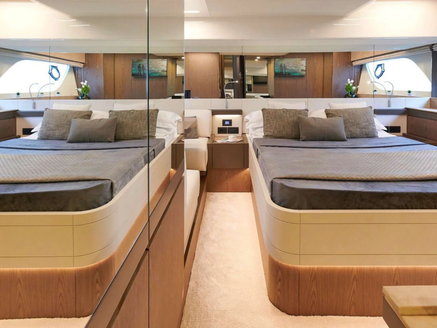 EL PETAS | Ferretti 550  - Photo 14