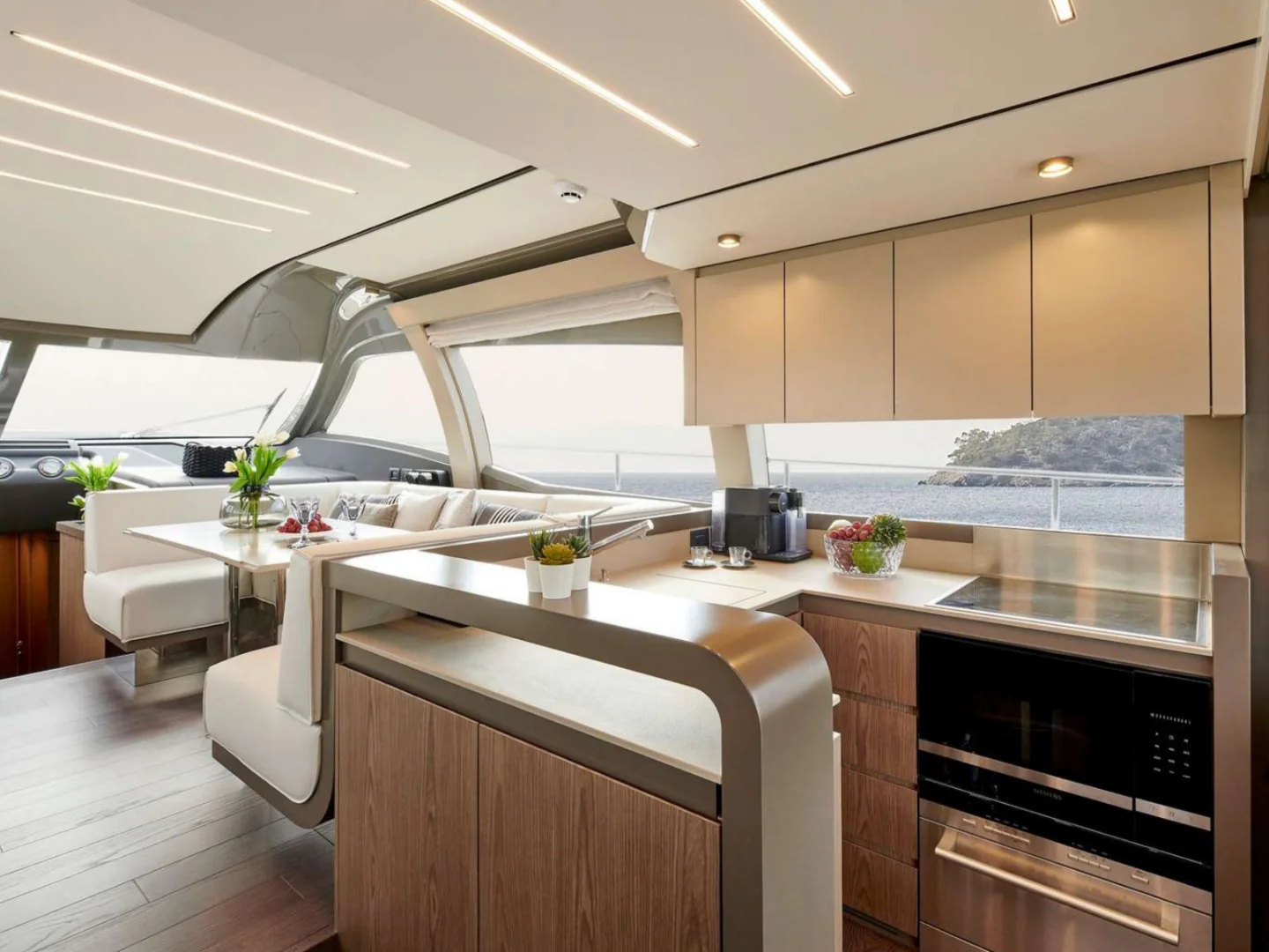 EL PETAS | Ferretti 550  - Photo 13
