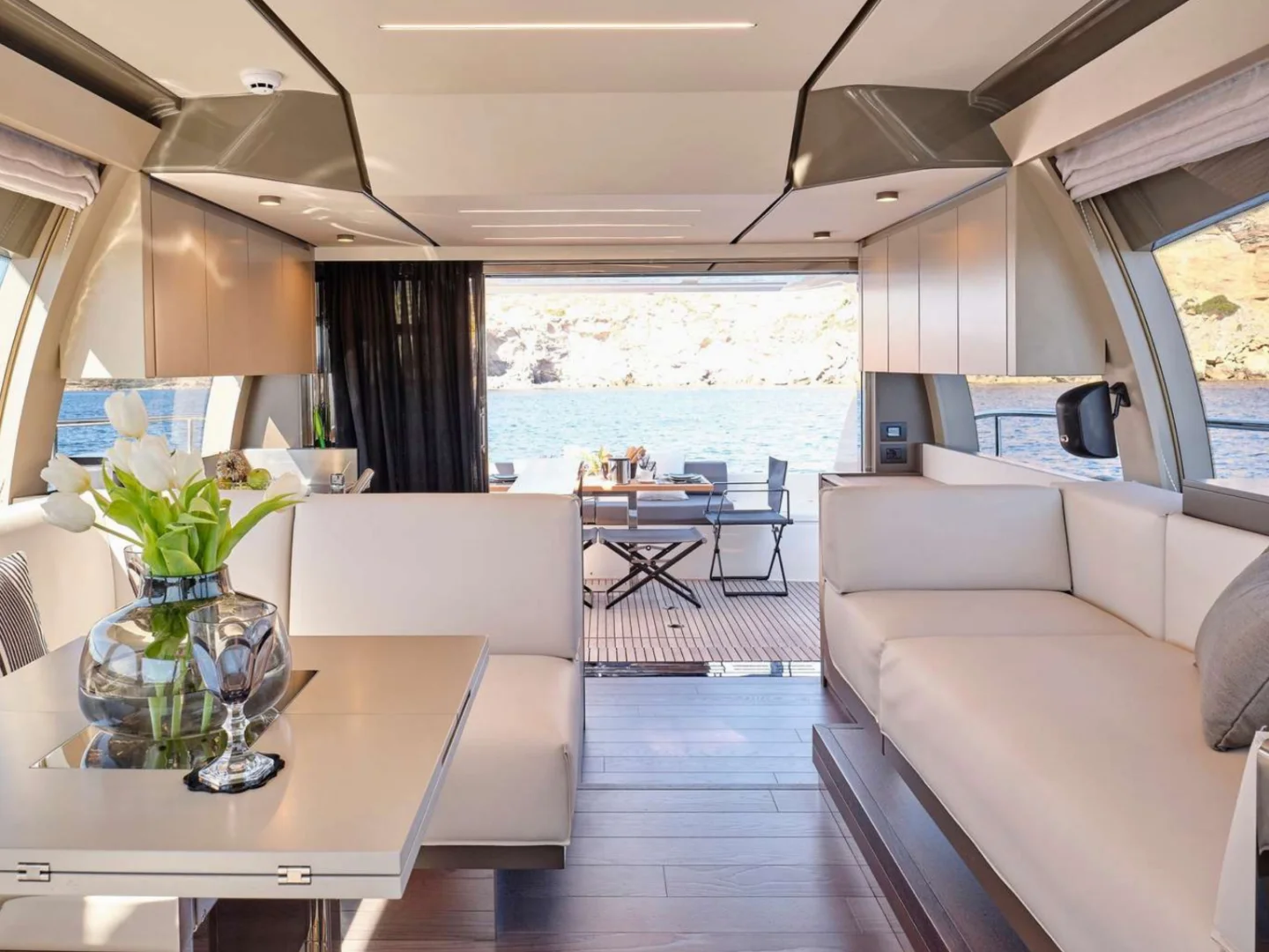 EL PETAS | Ferretti 550  - Photo 10