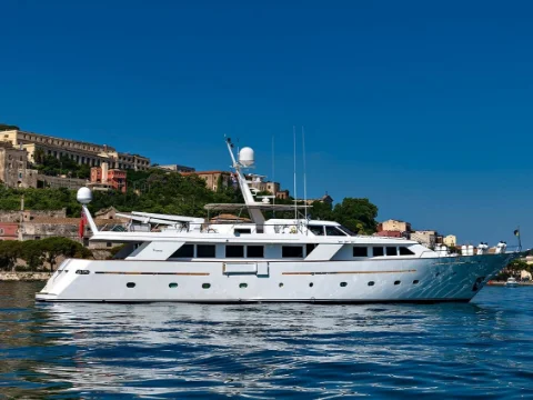 Codecasa 35 Nightflower yacht charter Italy Gaeta