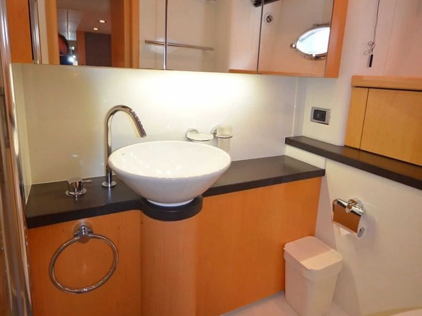 Sunseeker Manhattan 60 2008 For Sale - Photo 14