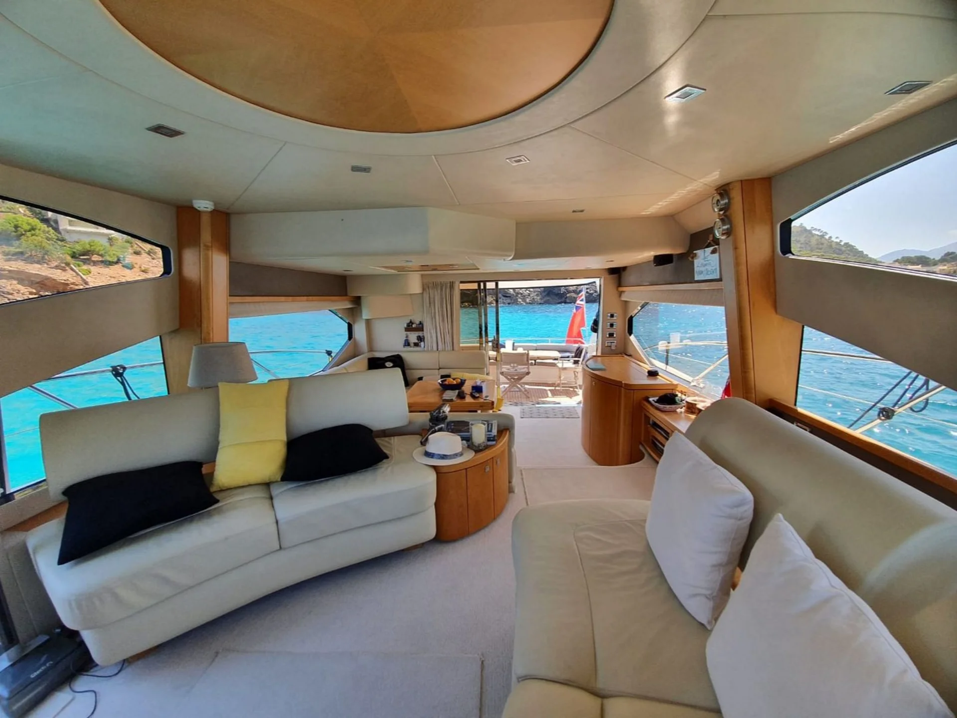 Sunseeker Manhattan 60 2008 For Sale - Photo 6