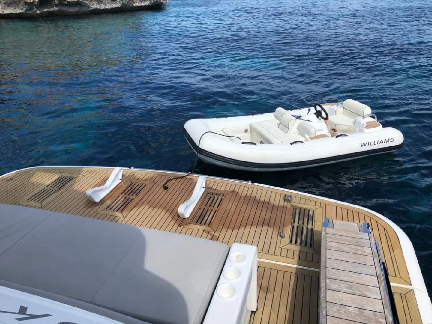 Fairline Squadron 60 2015 - Photo 26