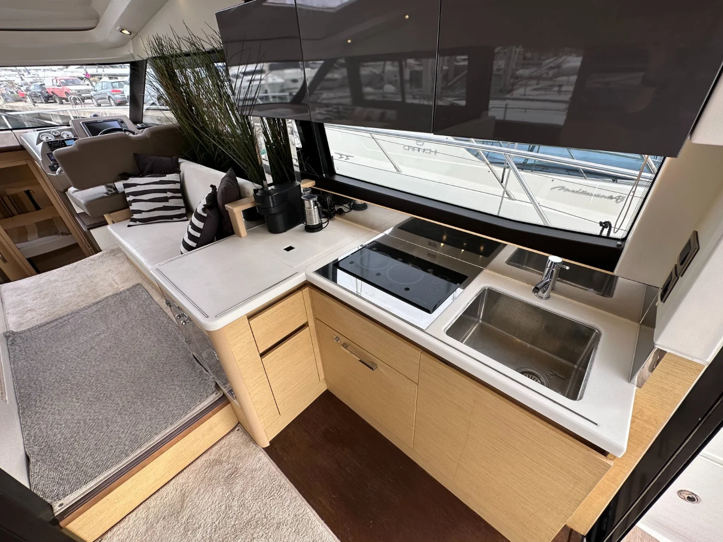 Prestige 450 S of 2016 for Sale - Photo 6