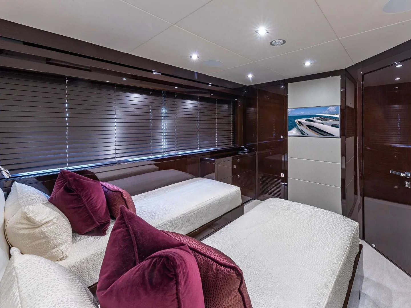 MIRRACLE | Sunseeker 95 - Photo 18