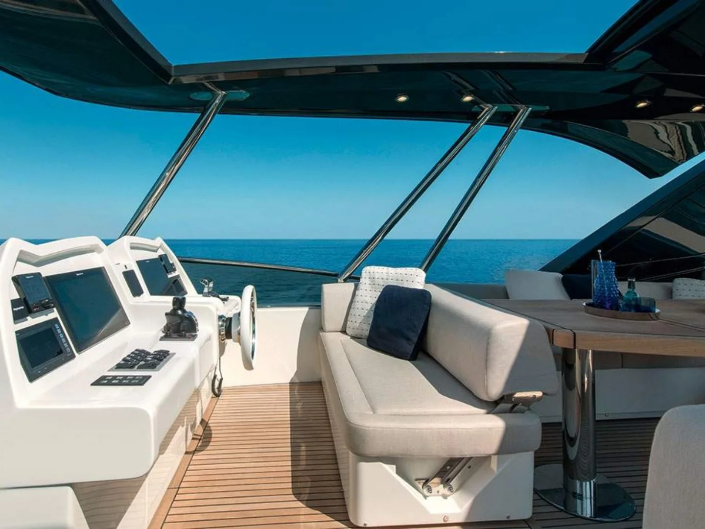 2020 Monte Carlo Yachts MCY 66 - Photo 10