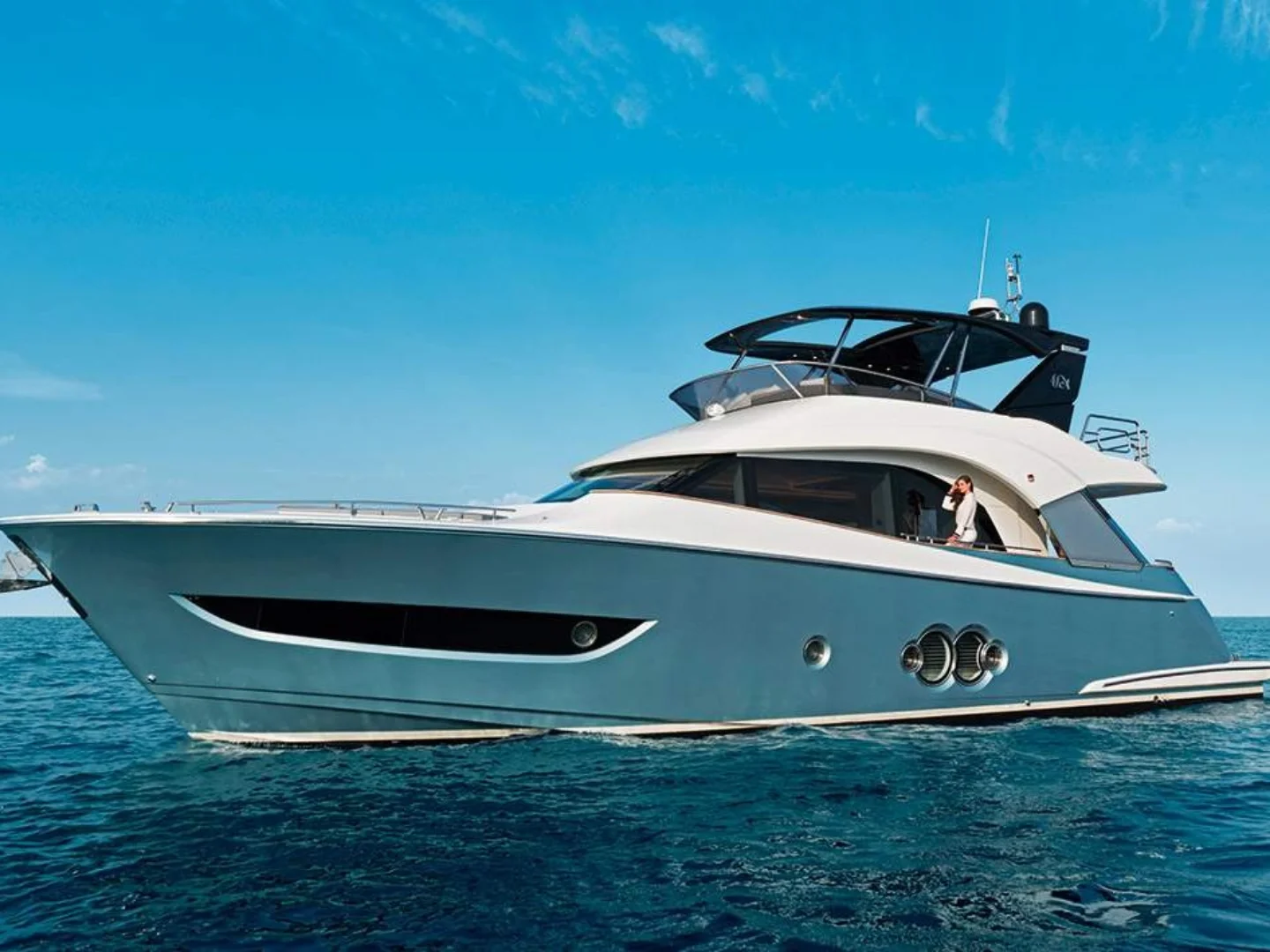 2020 Monte Carlo Yachts MCY 66 - Photo 3