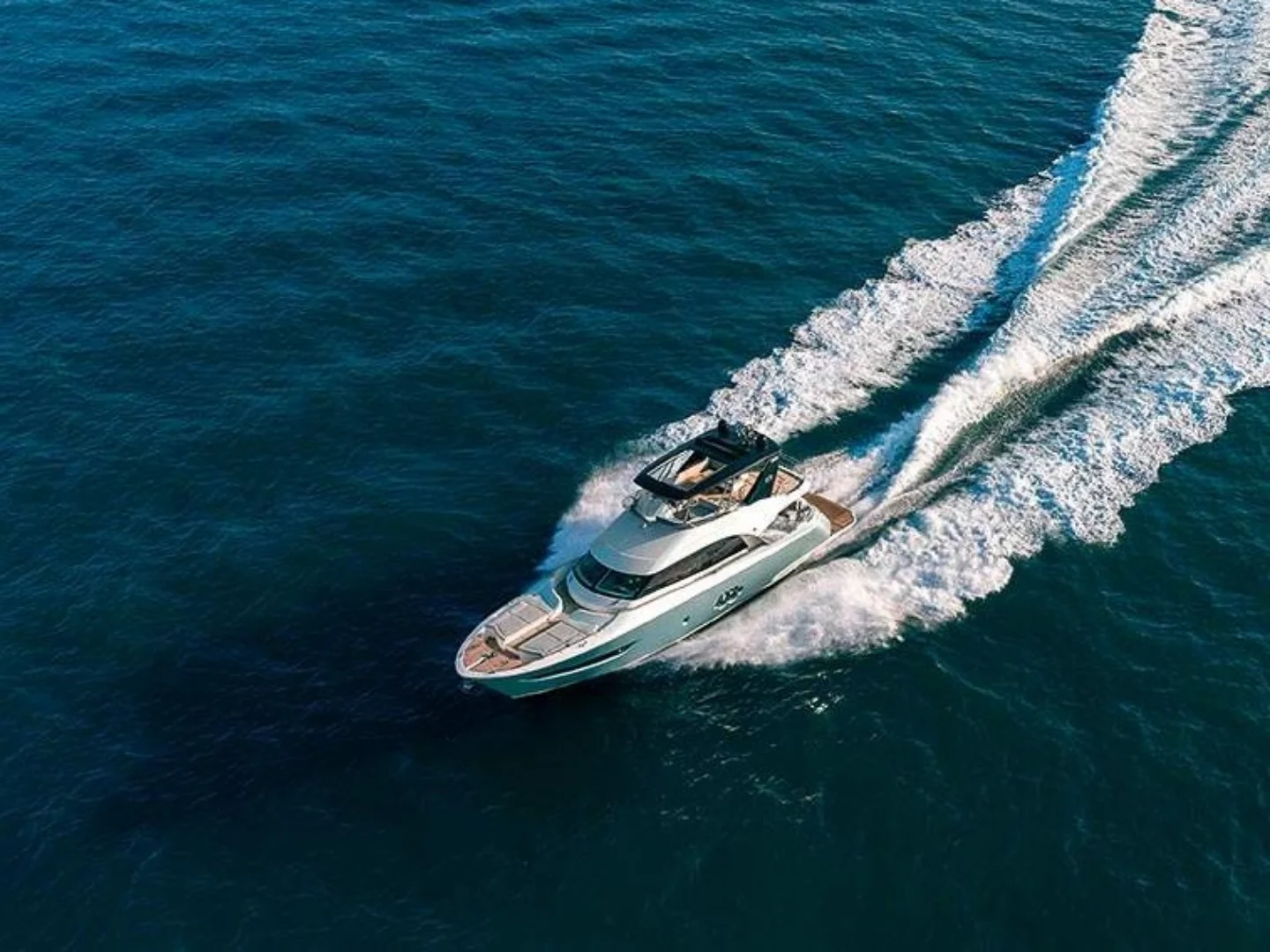 2020 Monte Carlo Yachts MCY 66 - Photo 4