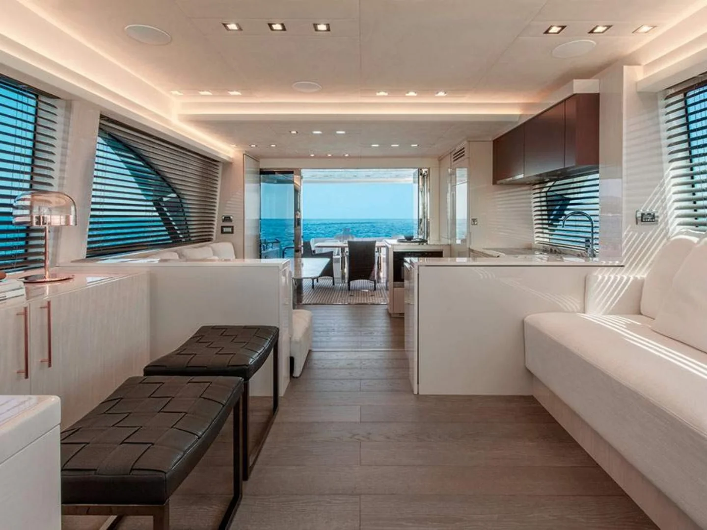 2020 Monte Carlo Yachts MCY 66 - Photo 15