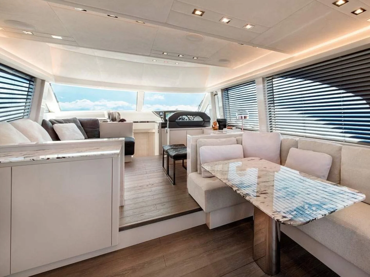 2020 Monte Carlo Yachts MCY 66 - Photo 17