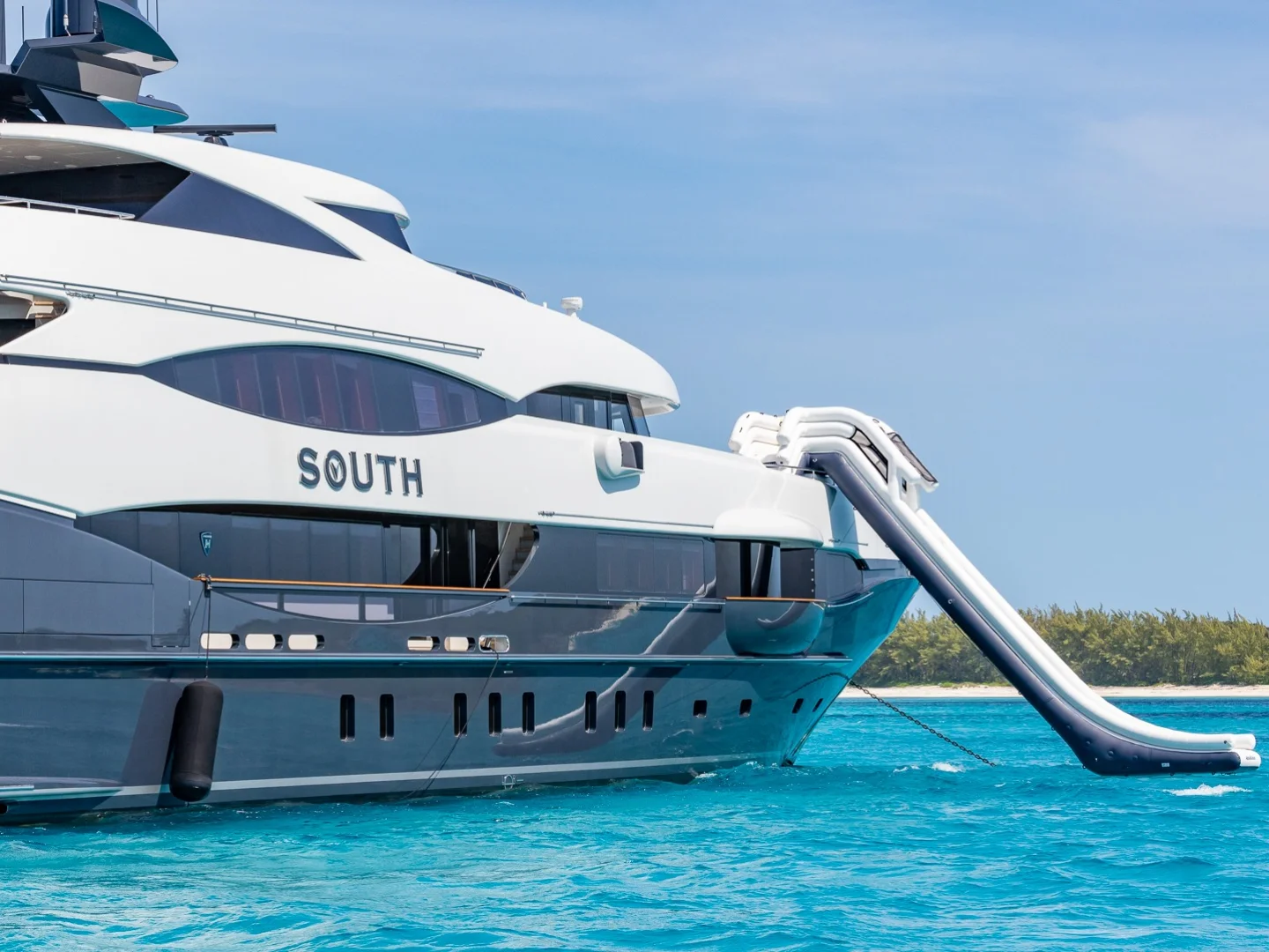 SOUTH | Heesen 180 - Photo 3