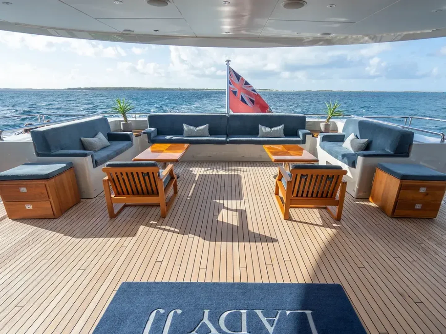 SOUTH | Heesen 180 - Photo 11