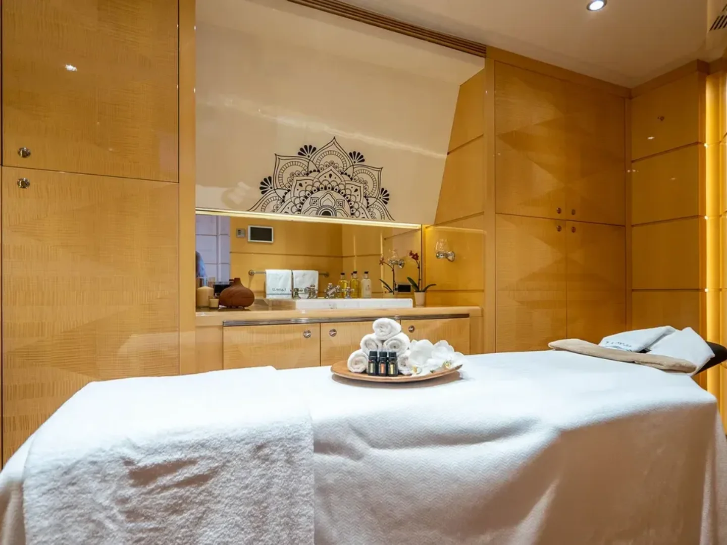 SOUTH | Heesen 180 - Photo 17