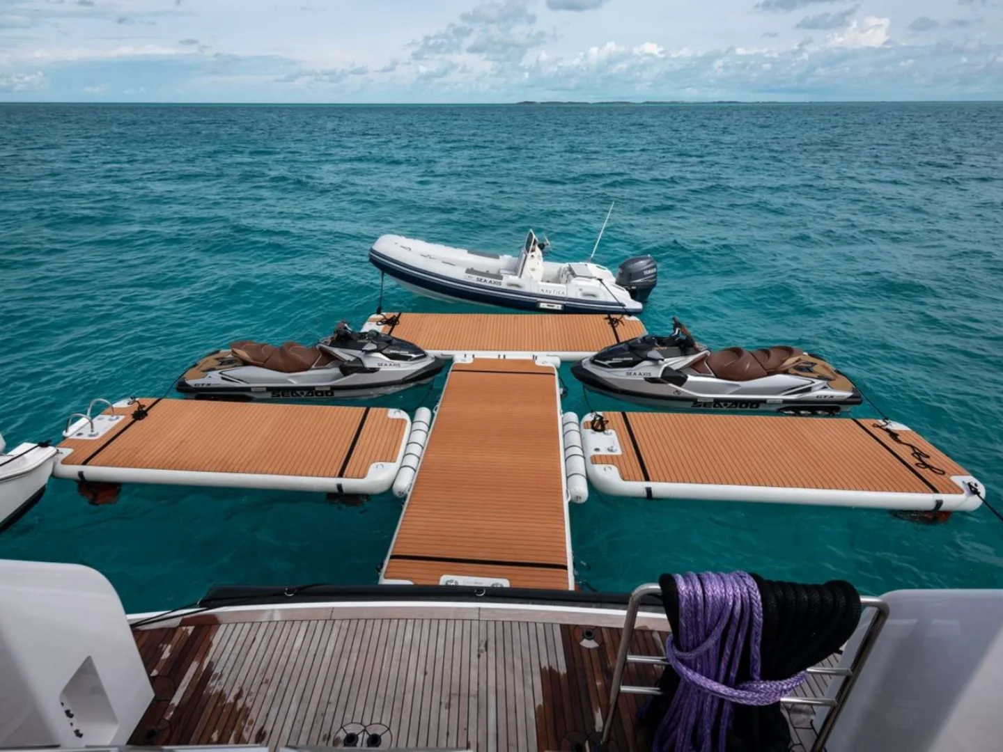 SEA AXIS | Heesen 125 - Photo 6