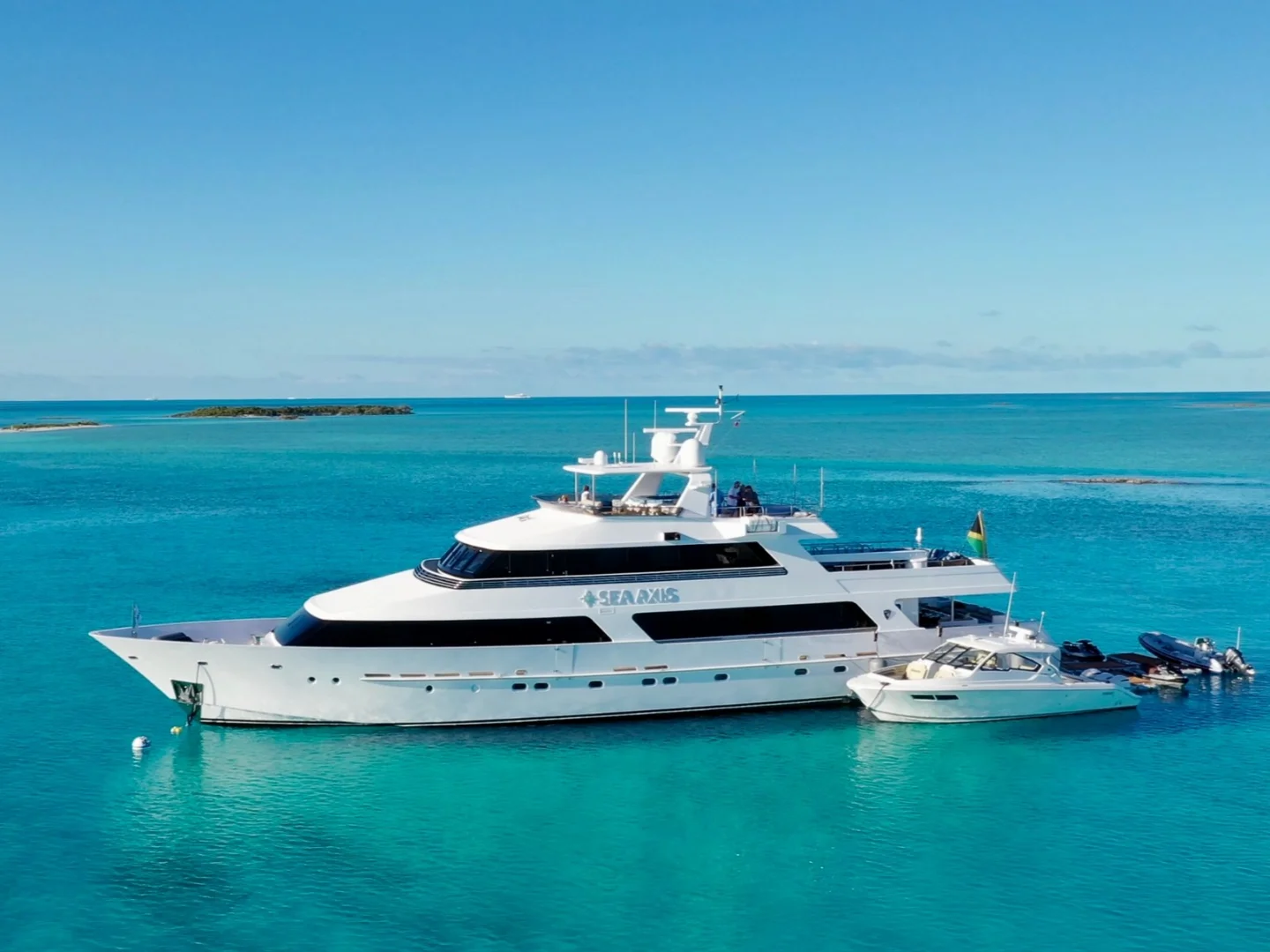 SEA AXIS | Heesen 125 - Photo 2
