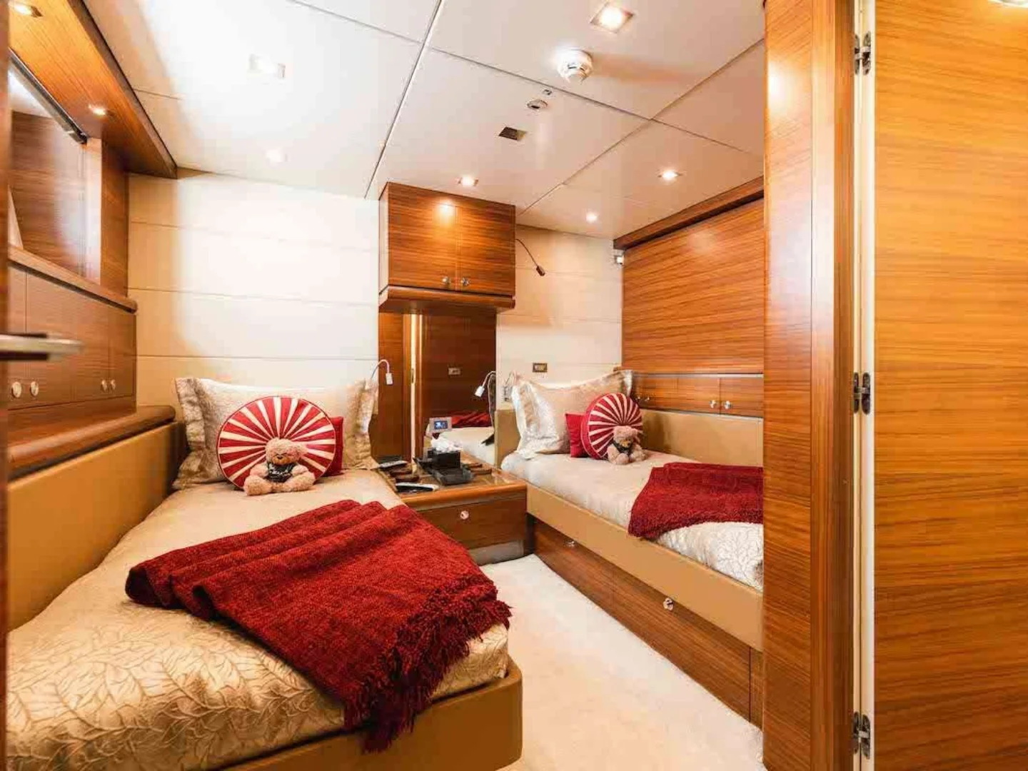 SEA AXIS | Heesen 125 - Photo 34