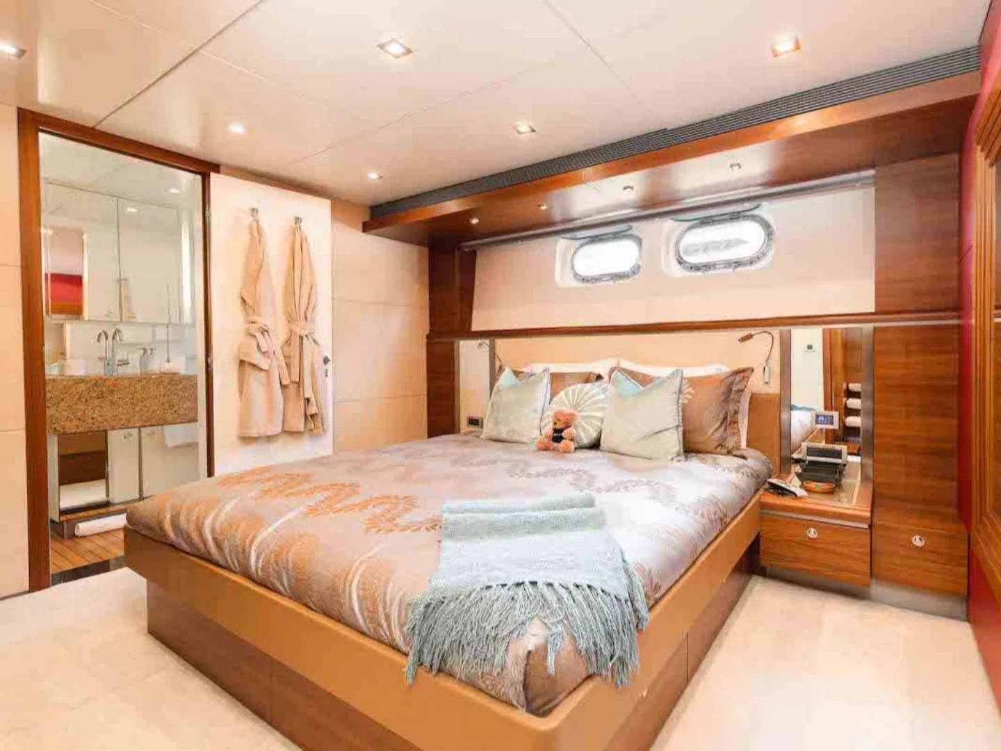 SEA AXIS | Heesen 125 - Photo 25