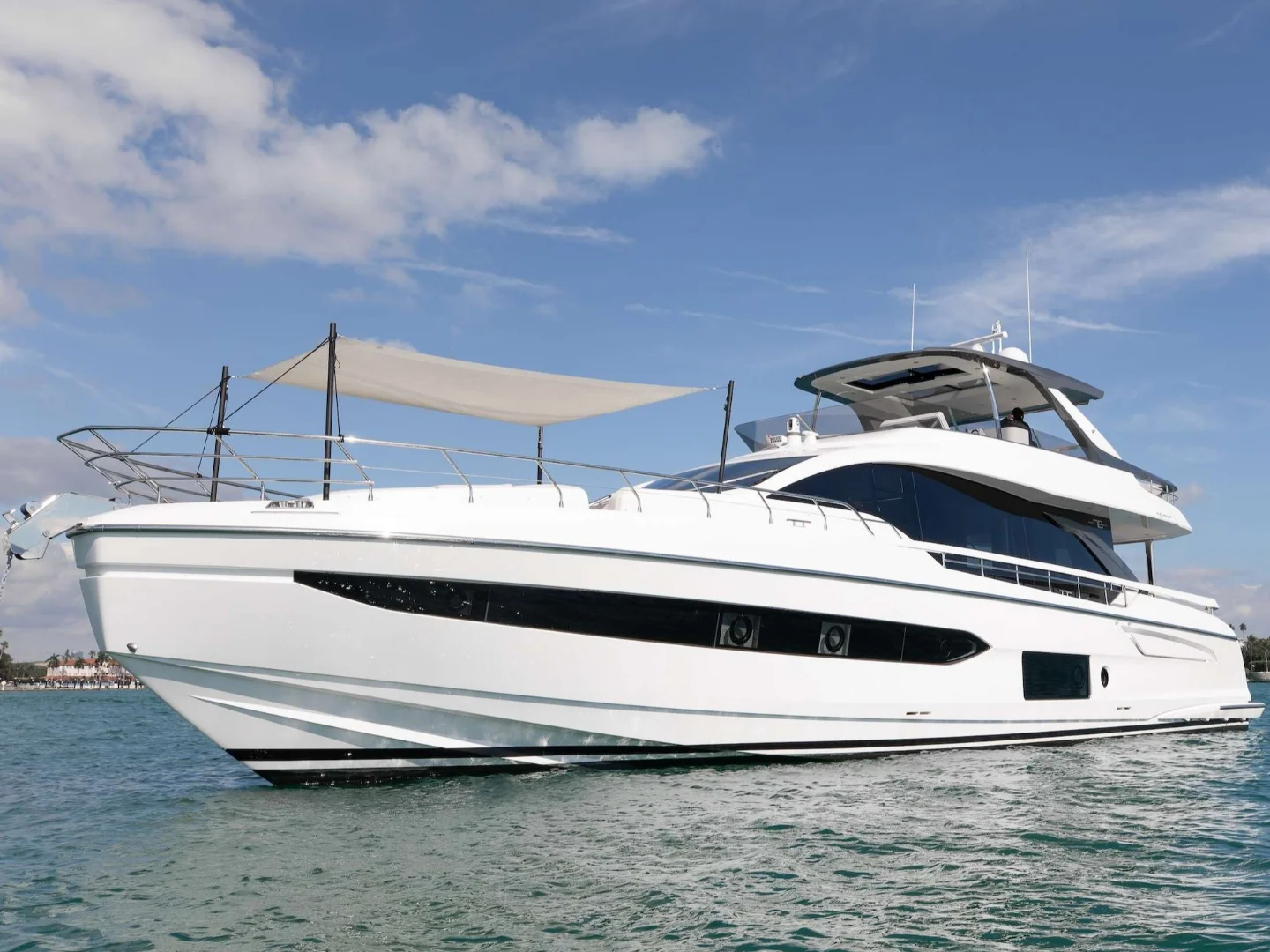 NENA | Azimut 78 - Photo 3
