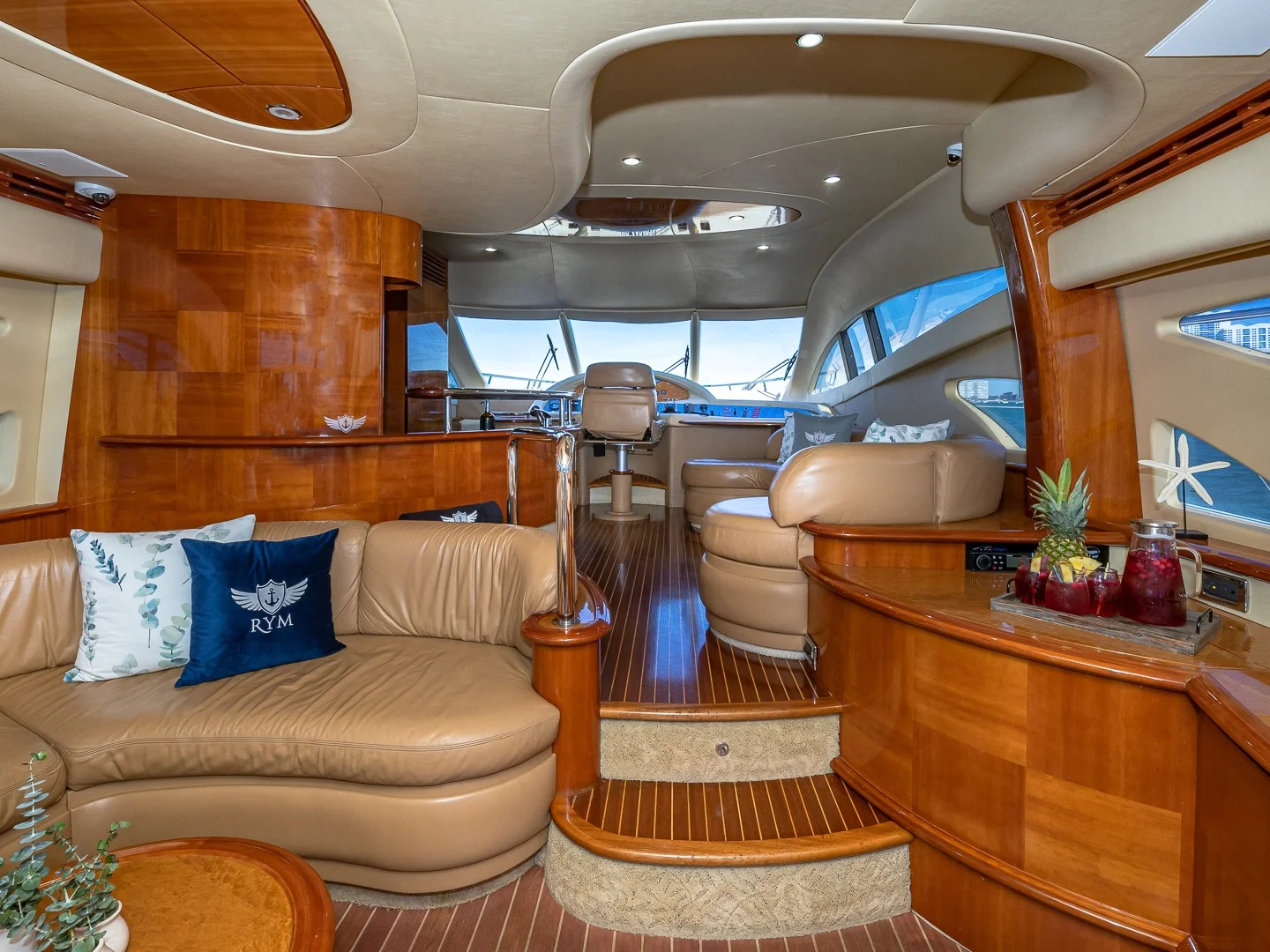 PRICELESS | Azimut 62 - Photo 43