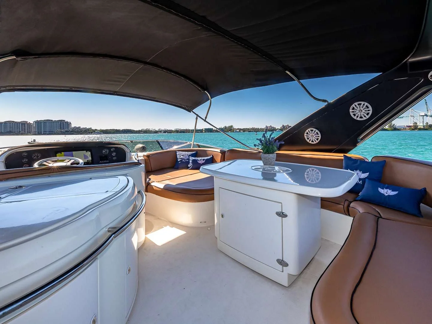 PRICELESS | Azimut 62 - Photo 9