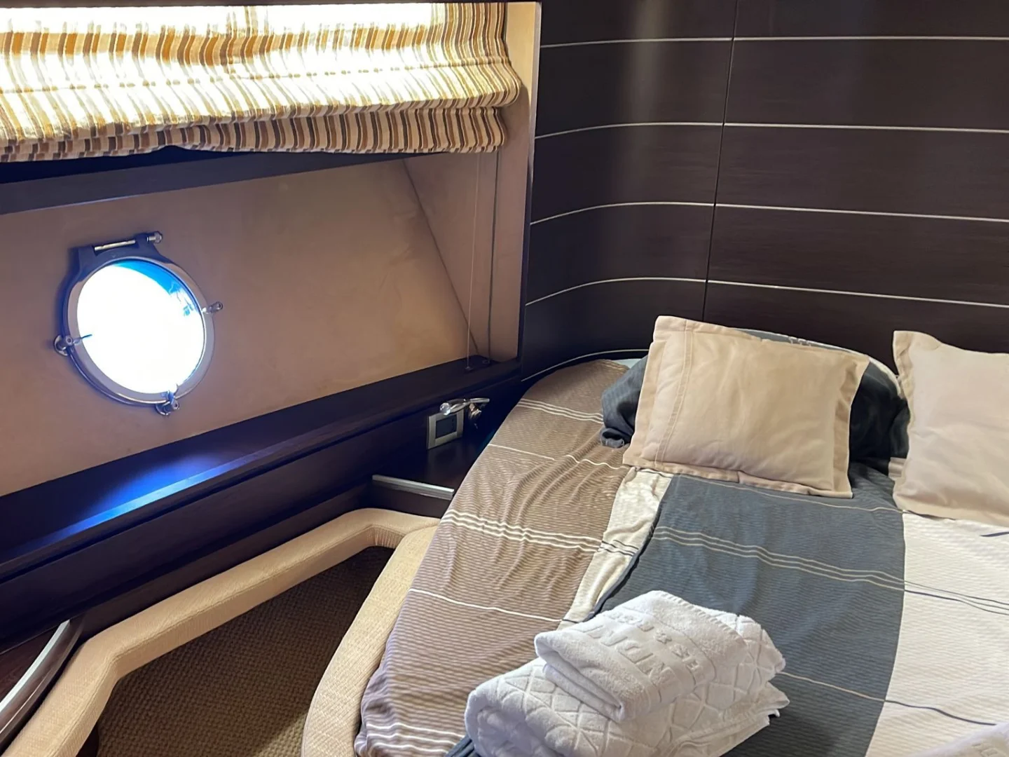 Azimut 68 S of 2007 for Sale - Photo 28
