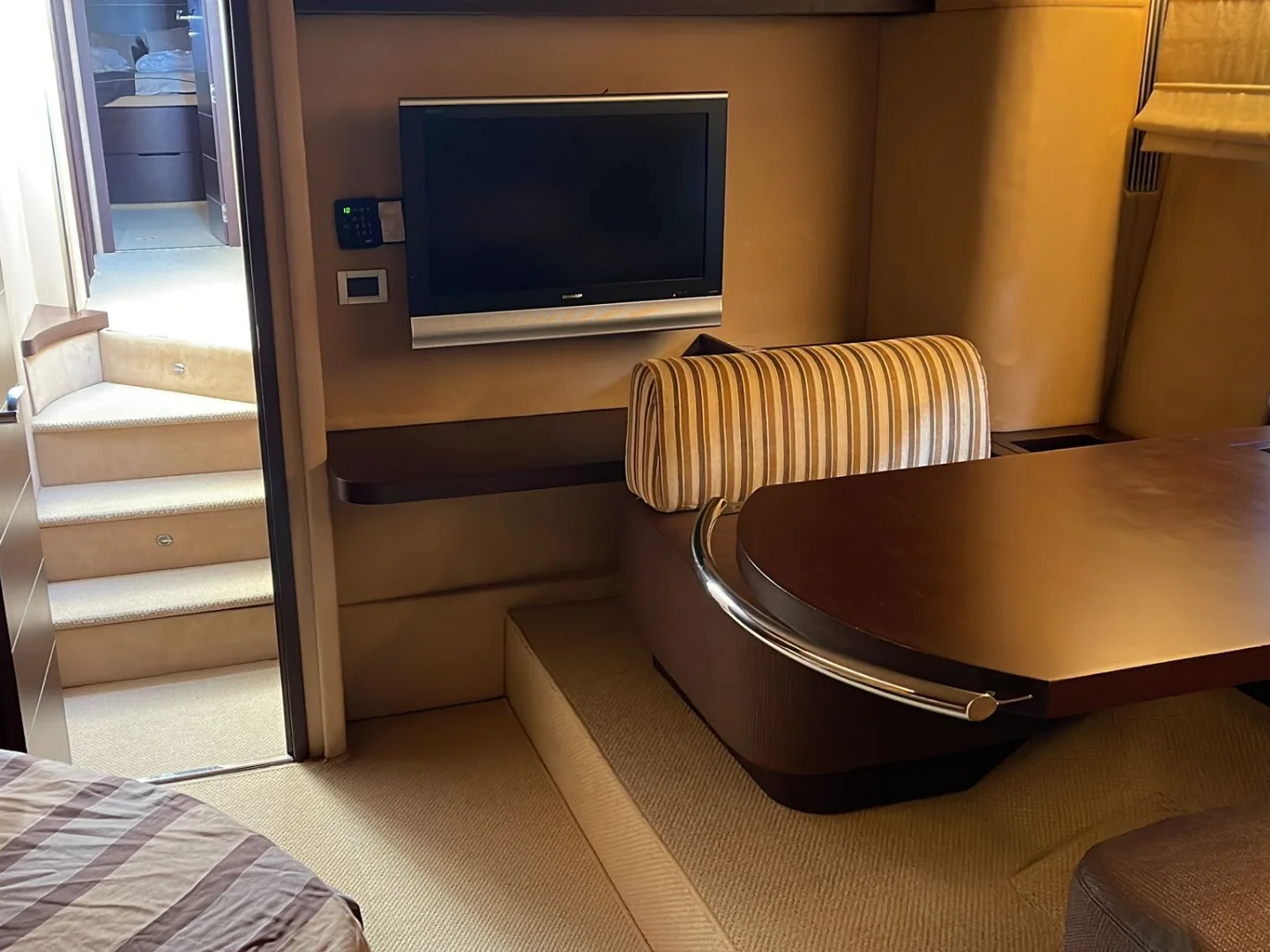 Azimut 68 S of 2007 for Sale - Photo 18