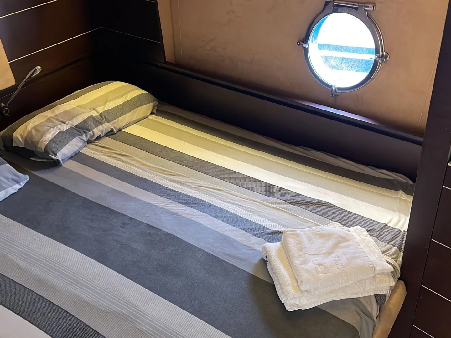 Azimut 68 S of 2007 for Sale - Photo 23