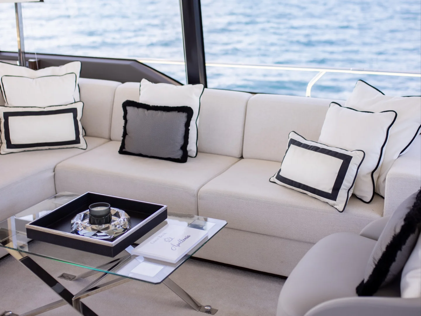 APOLLONIA | Prestige 680S - Photo 36